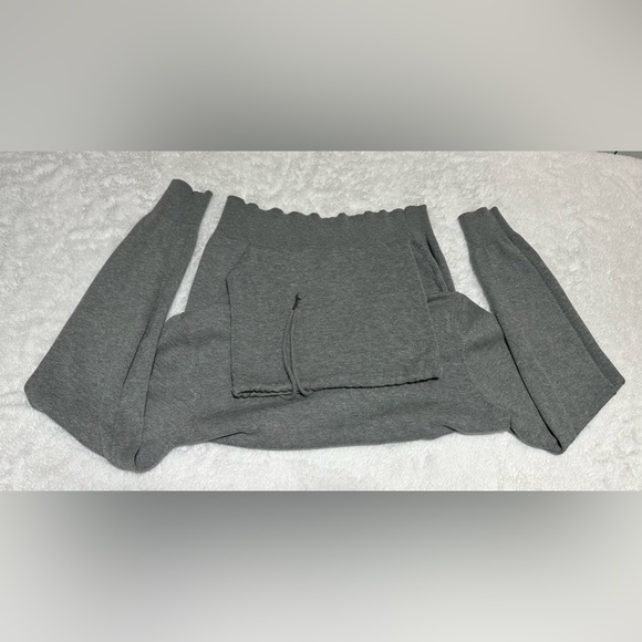 H&M Cowl Neck Drawstring Sweater size Small - Picture 10 of 13